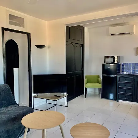 Apartament Marinesappartement-yachts View, 100m Beach, Fiber Wifi High Speed *