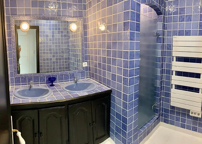 Marinesappartement-yachts View, 100m Beach, Fiber Wifi High Speed Apartment *