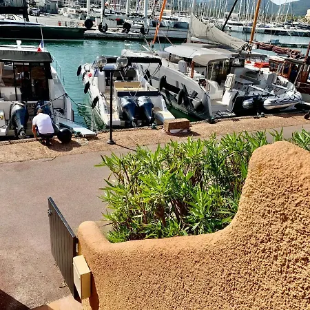 Marinesappartement-yachts View, 100m Beach, Fiber Wifi High Speed 쎙뜨호뻬